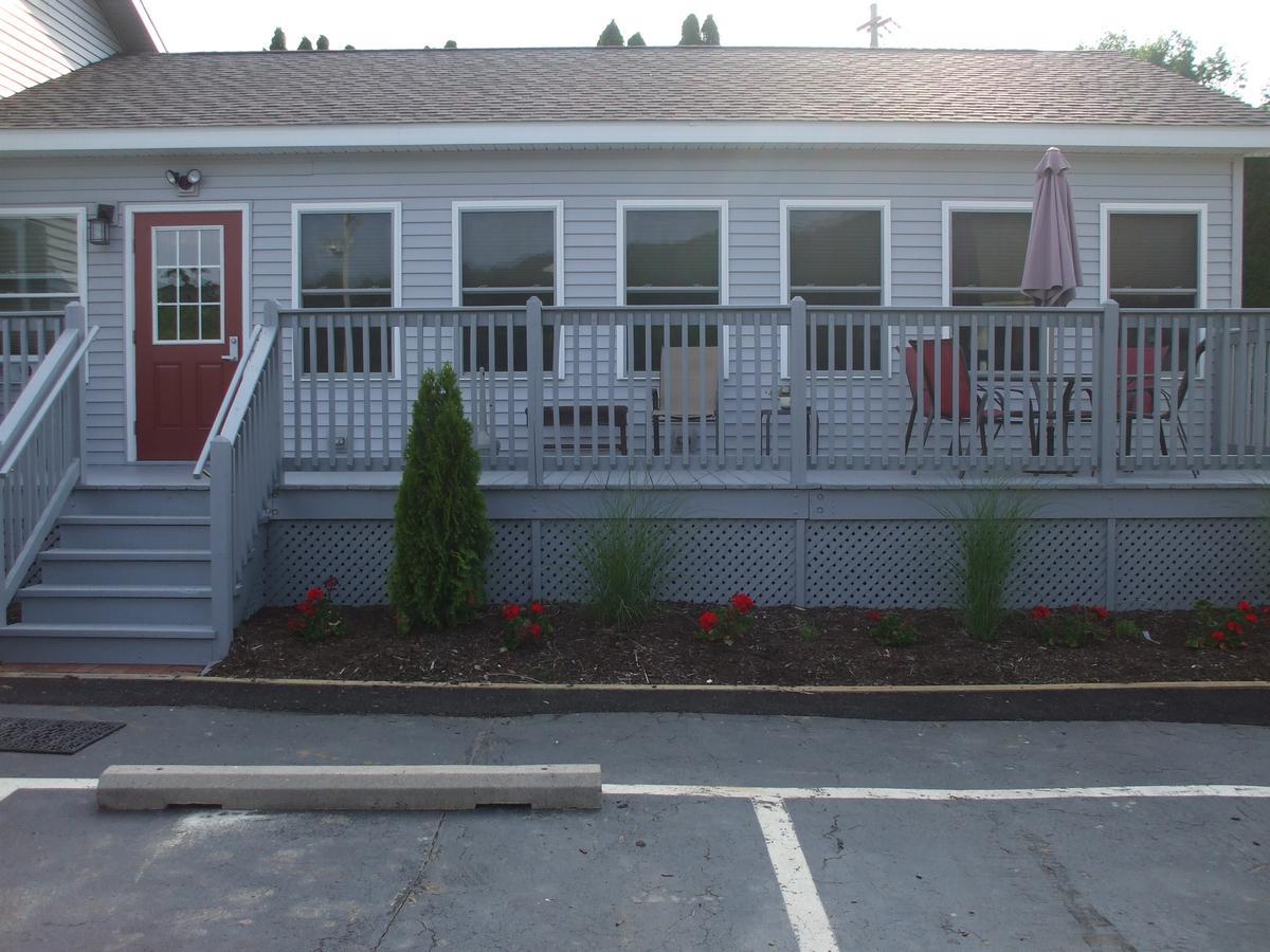 The Bradford Inn Towanda Exterior photo